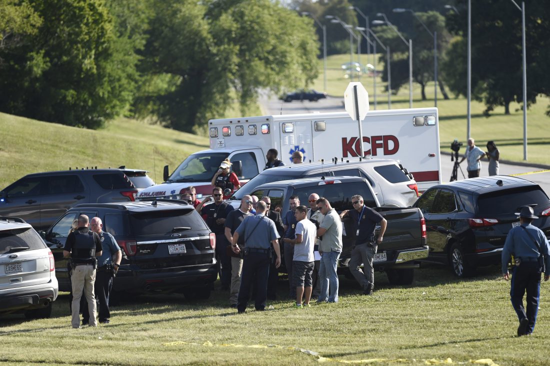 Kansas City police officer in critical condition after shooting ...